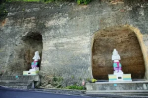 Pantai pandawa Salah satu destinasi wisata bali yang memukau